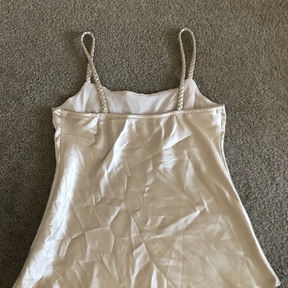 Iz Byer Top. - Picture 3 of 6